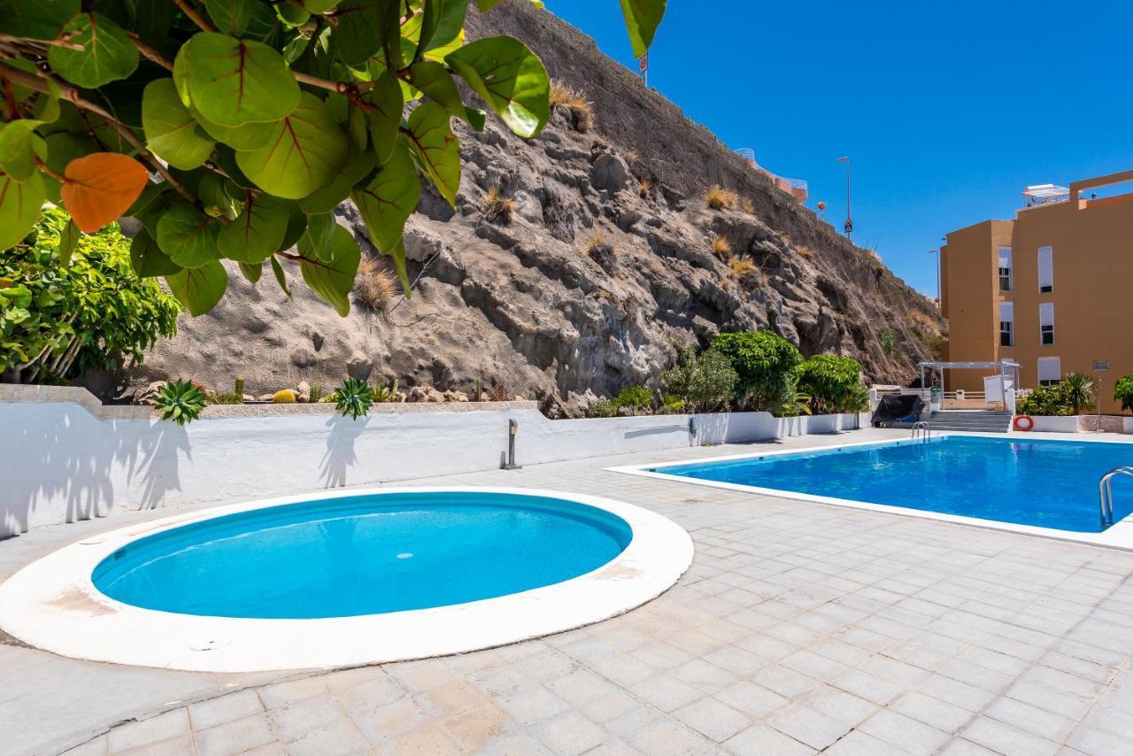 Beachfront Triplex With Swimming Pool & Parking Radazul Eksteriør bilde
