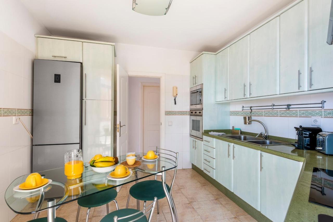 Beachfront Triplex With Swimming Pool & Parking Radazul Eksteriør bilde